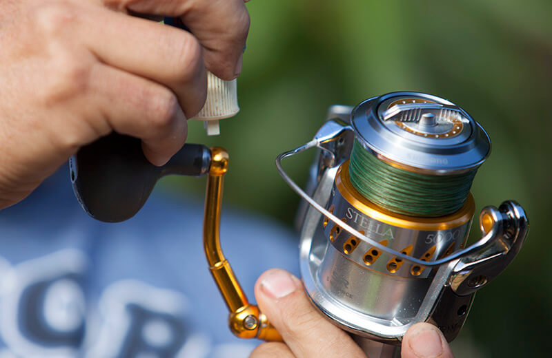 How to Properly Oil Spinning Reel 
